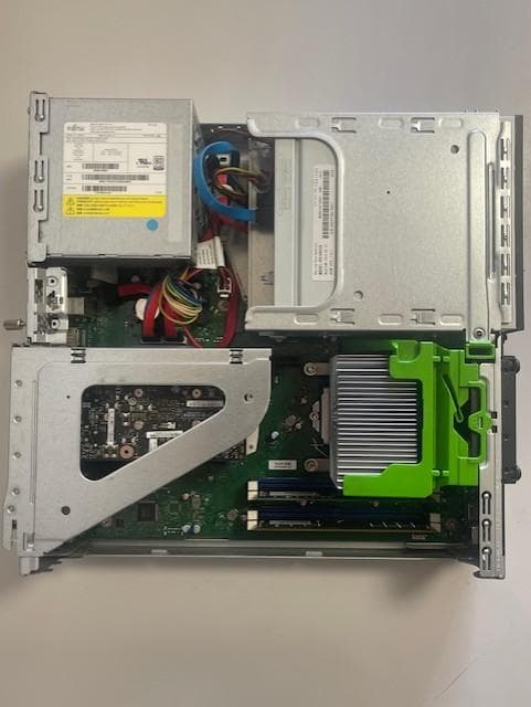 FMV-D588 第八世代Core-i5/メモリ16GB/SSD320G/グラボ