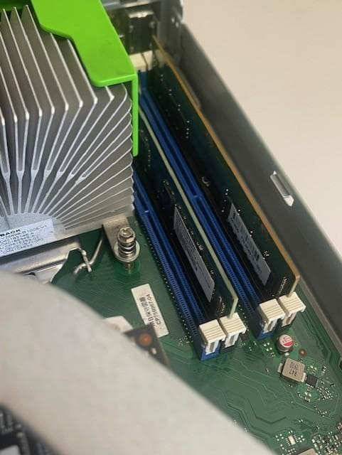FMV-D588 第八世代Core-i5/メモリ16GB/SSD320G/グラボ