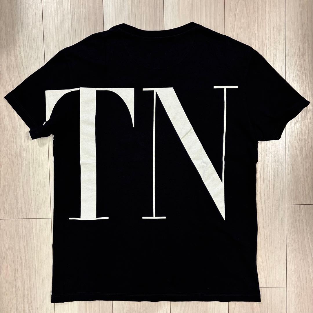 VALENTINO ヴァレンティノ ブラックロゴTシャツ VLTN