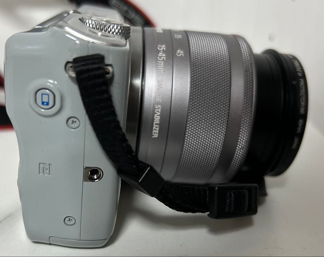 Canon EOS M10 ミラーレスカメラ 15-45mm