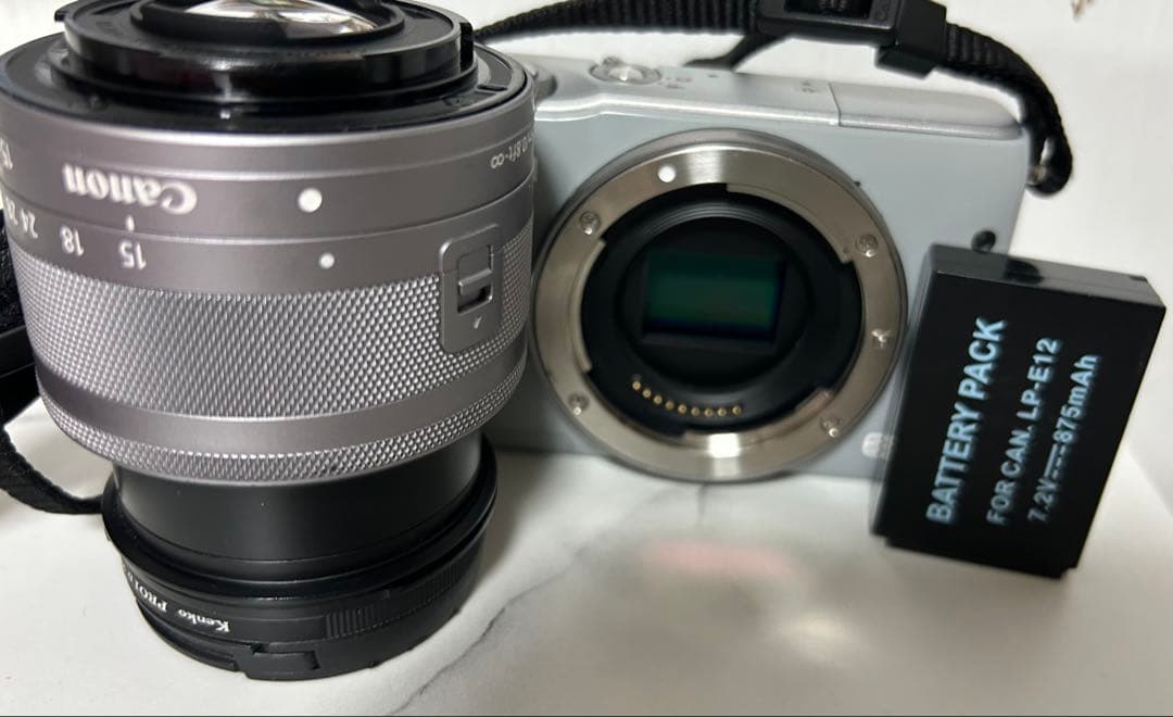 Canon EOS M10 ミラーレスカメラ 15-45mm