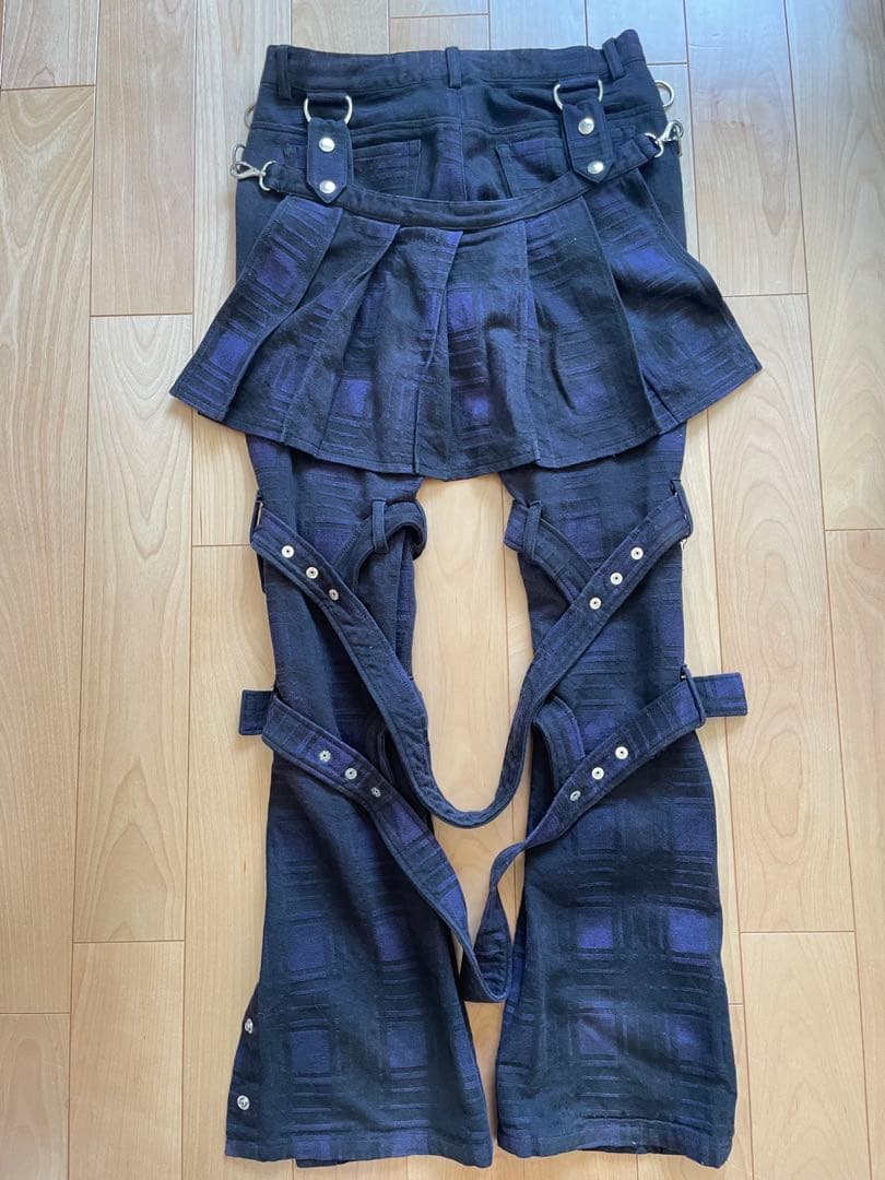 BLACK PEACE NOWforMEN フラップ付きボンテージパンツ