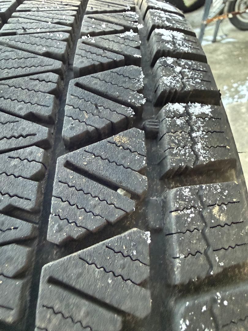 【値下げ】ブリヂストン225/65R17スタッドレスタイヤホイールセット