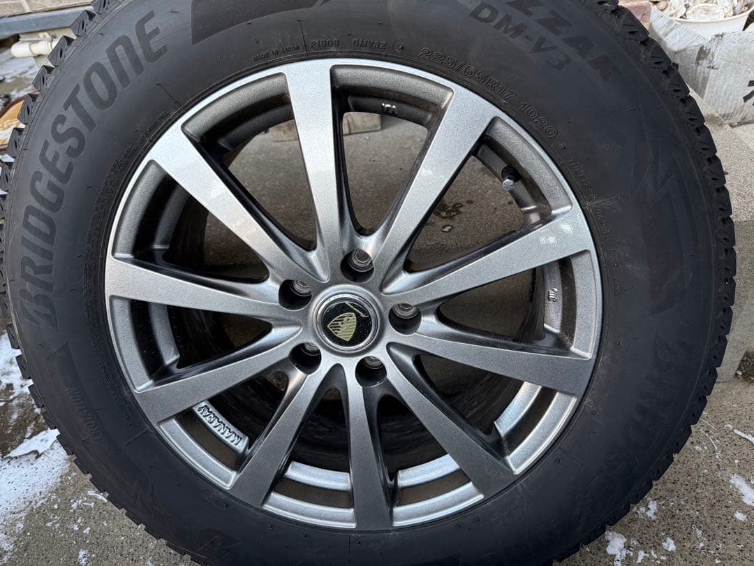 【値下げ】ブリヂストン225/65R17スタッドレスタイヤホイールセット