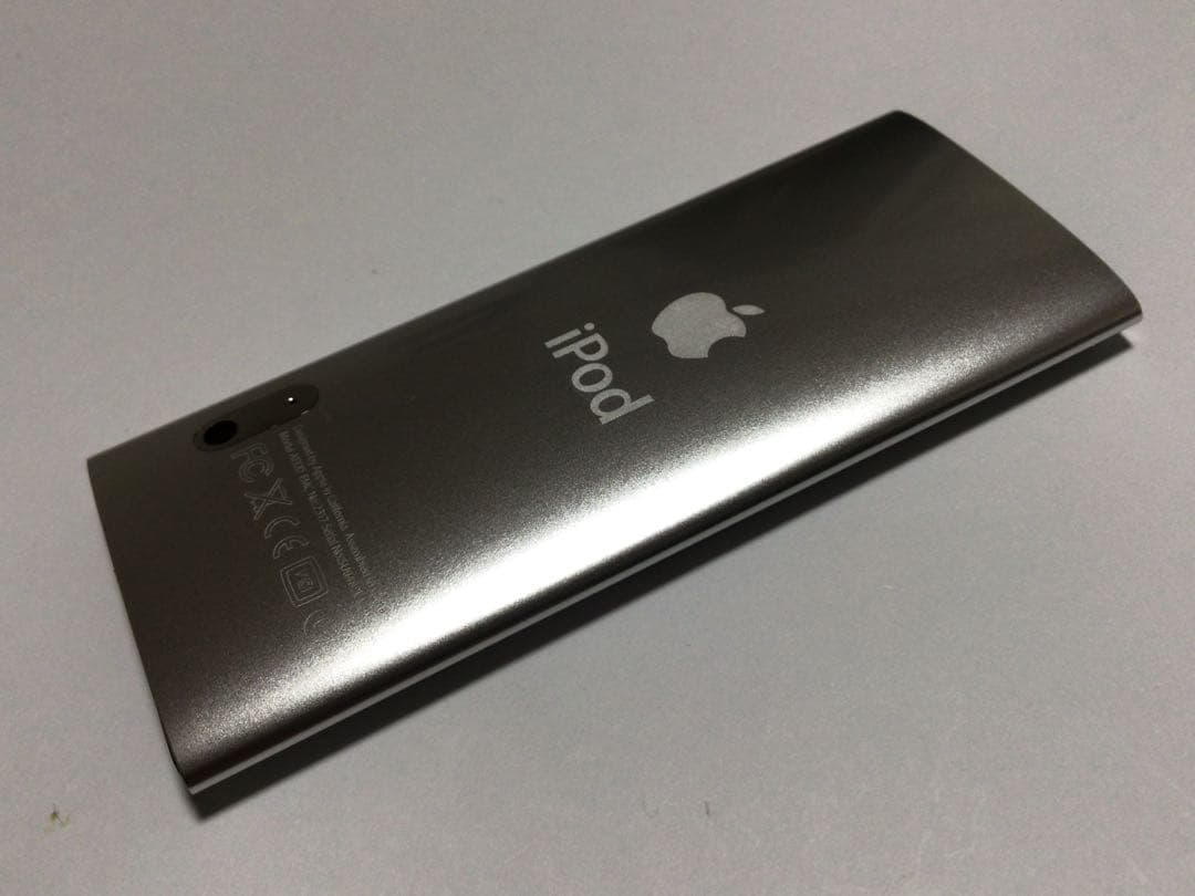 iPod nano5世代8GBシルバーno.30バッテリー交換済作動品