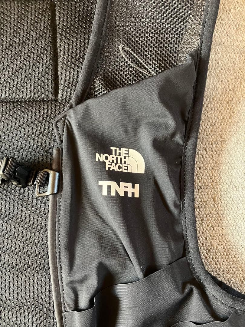 HYKE × THE NORTH FACE ランニングベスト ブラック