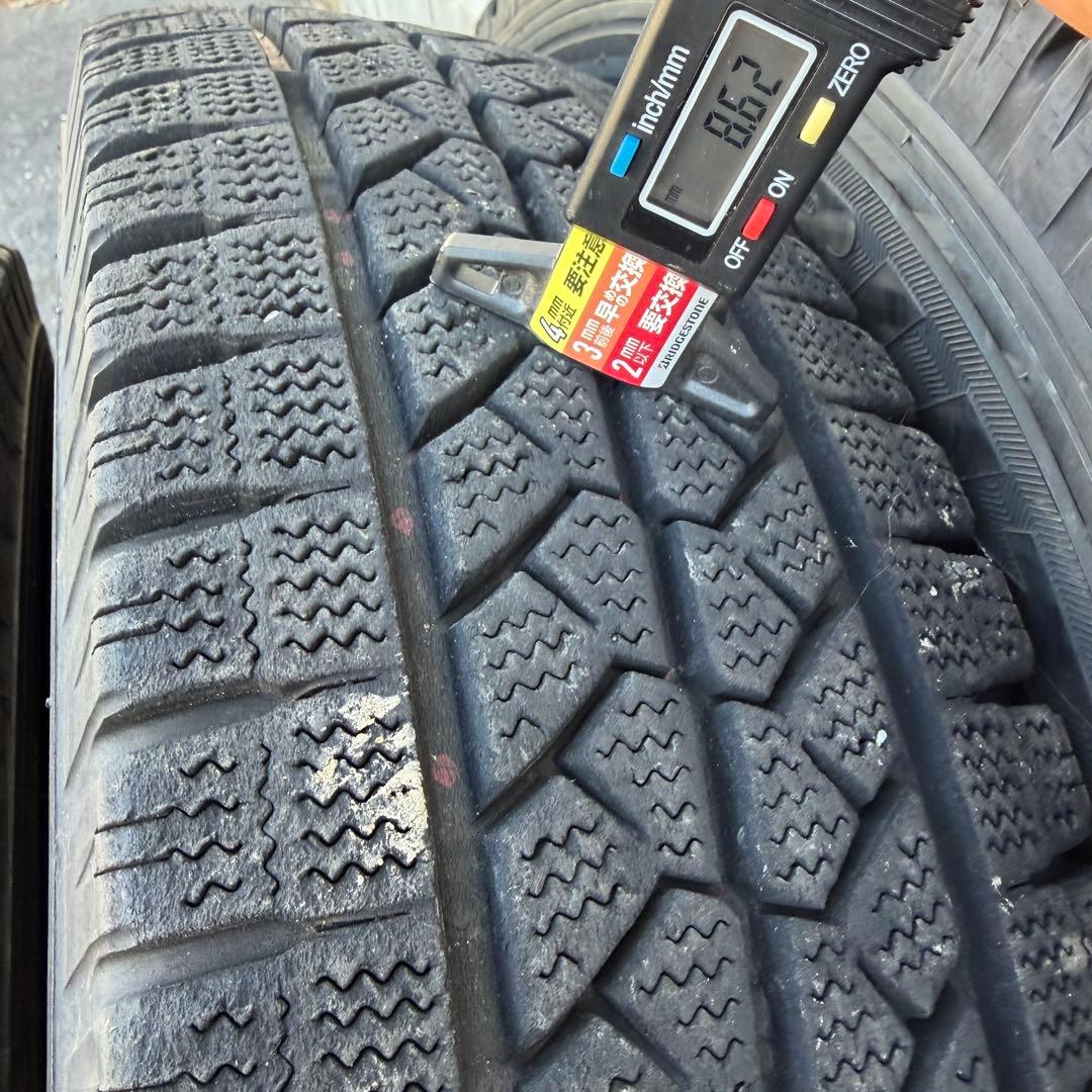 【4本セット送料無料】ブリヂストン 195/80R15 107/105L LT