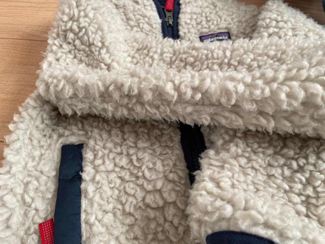patagonia フリースジャケット 3T クリーム色