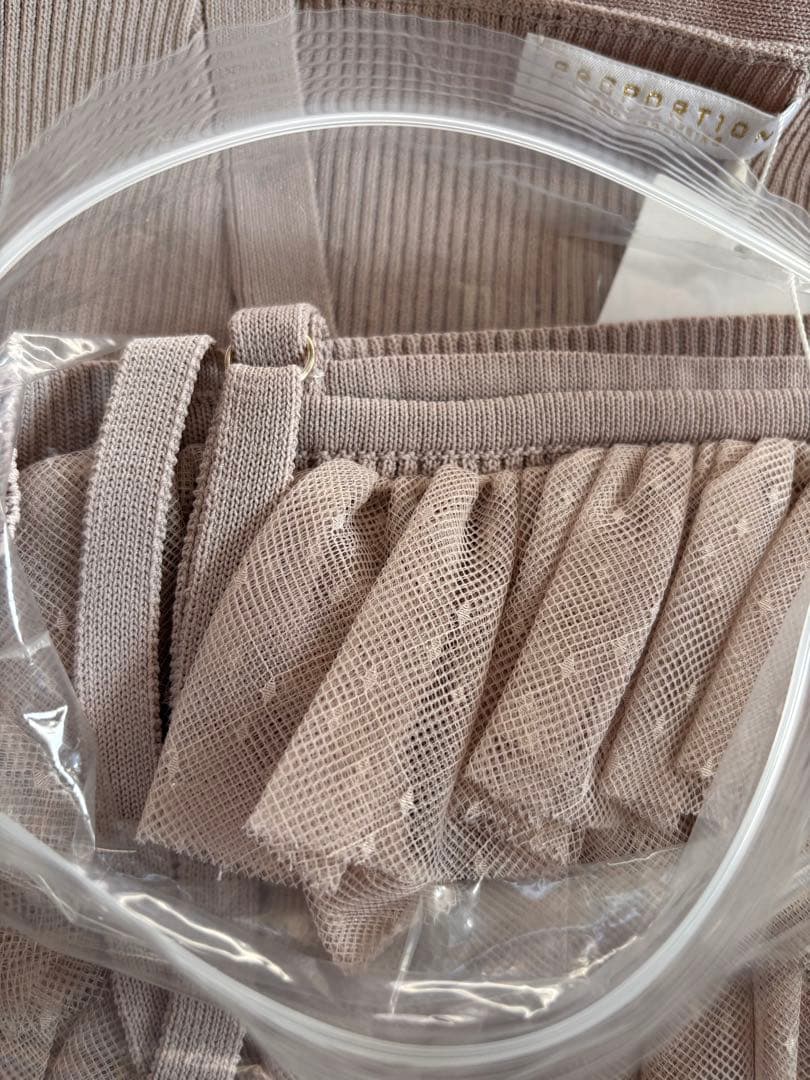 プロポーション【昨季新品】チュール付きアンサンブルニット