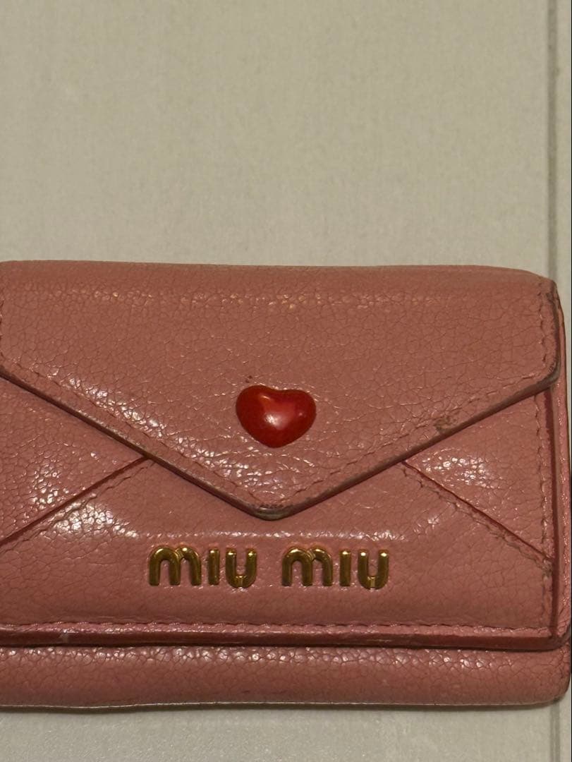 MIU MIUラブレターミニウォレットミニ財布 ミュウミュウ