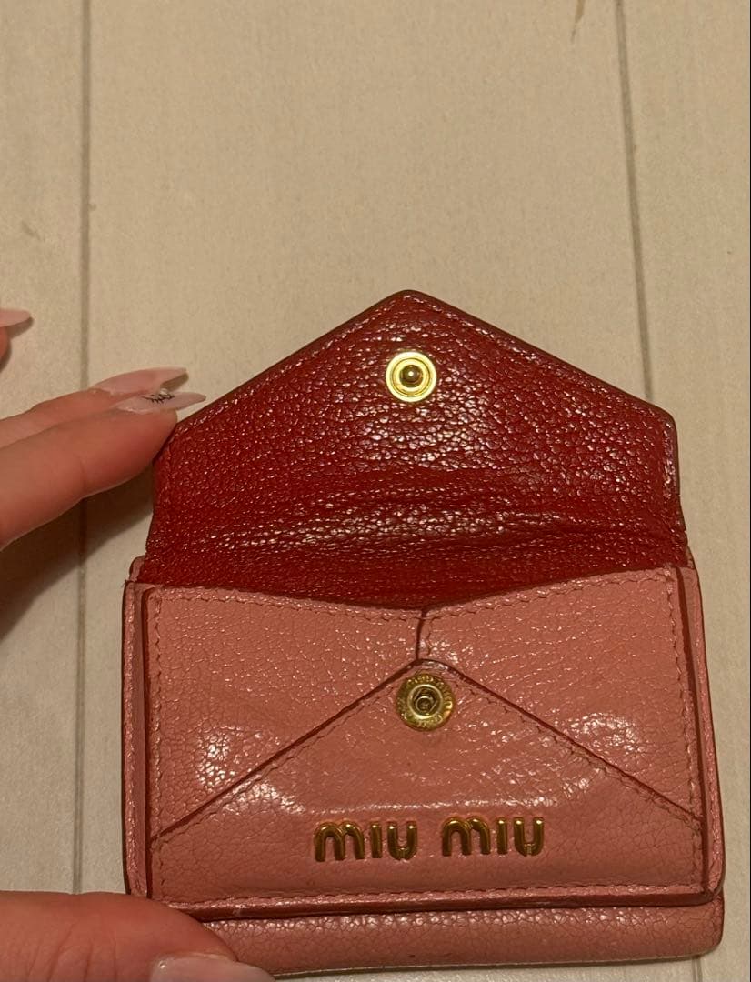 MIU MIUラブレターミニウォレットミニ財布 ミュウミュウ