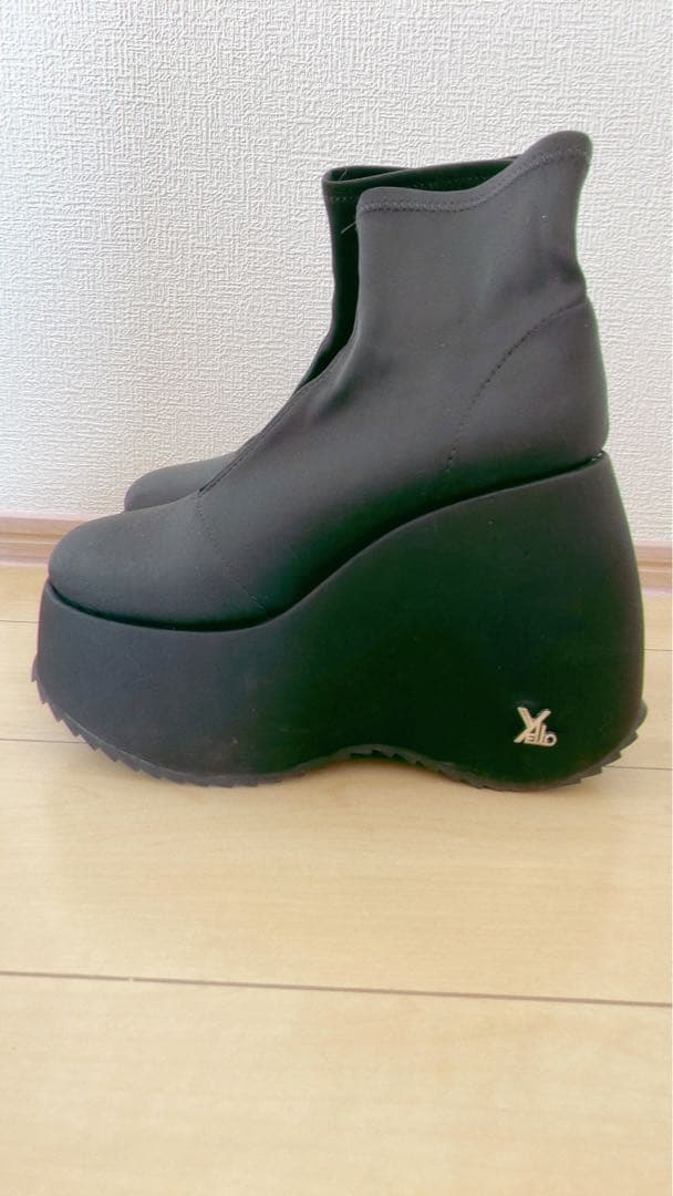 靴 YELLO TOKYO BLACK SHORT BOOTS XL