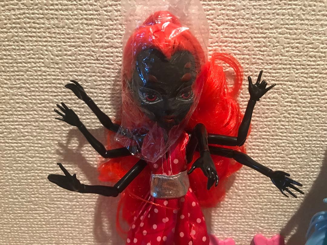 モンスターハイ Monster High ドール　ウィドワナ　スパイダー➕人魚