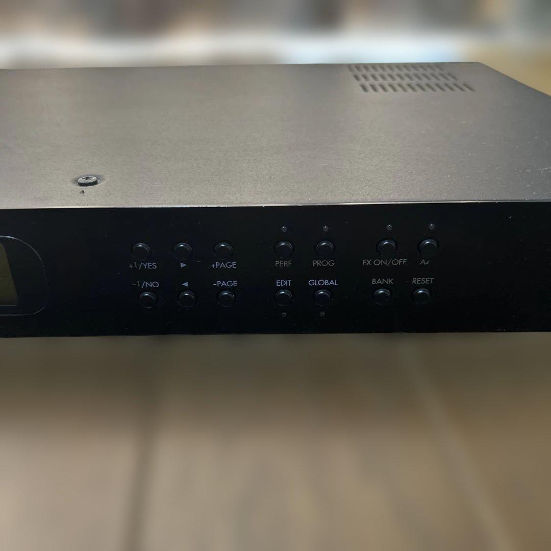 KORG SG-Rack ☆電源ケーブル、MIDIケーブル、取説付き☆