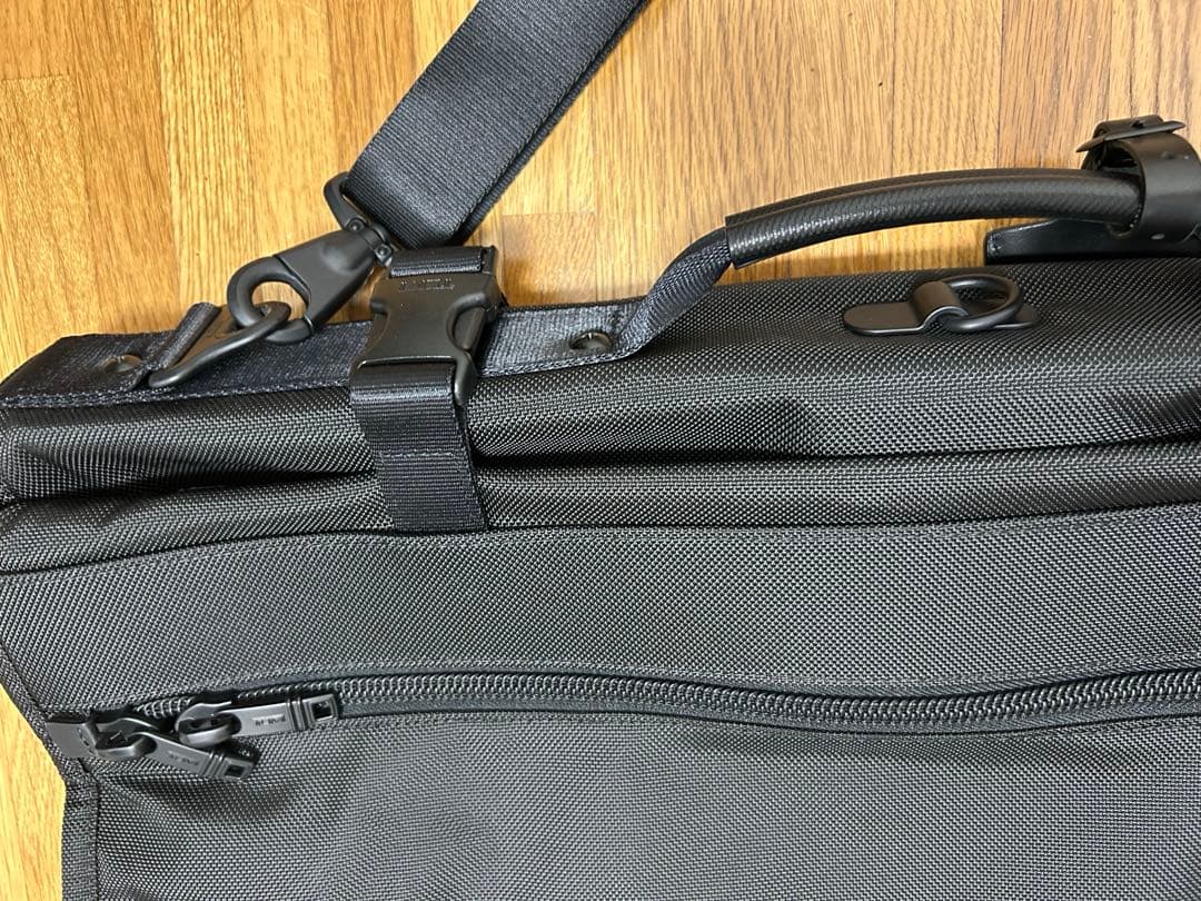☆極美品☆ TUMI トライフォールド ガーメントケース 22133DH