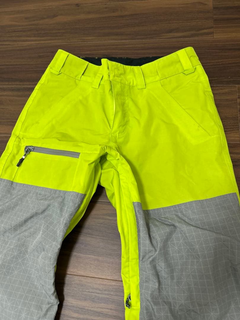 バートン GORE-TEX 3Lスノボウェア上下セットBURTONフロストナー