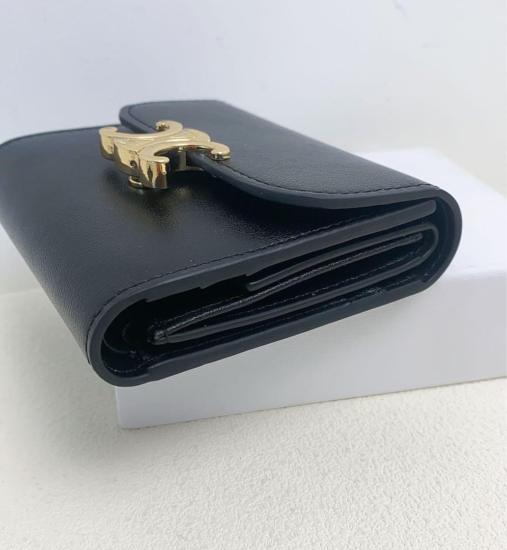 ブラックレザー三つ折り財布 ゴールド金具