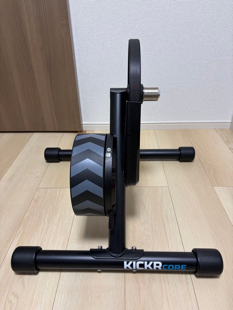 【週末限定割引】wahoo KICKR CORE スマートトレーナー
