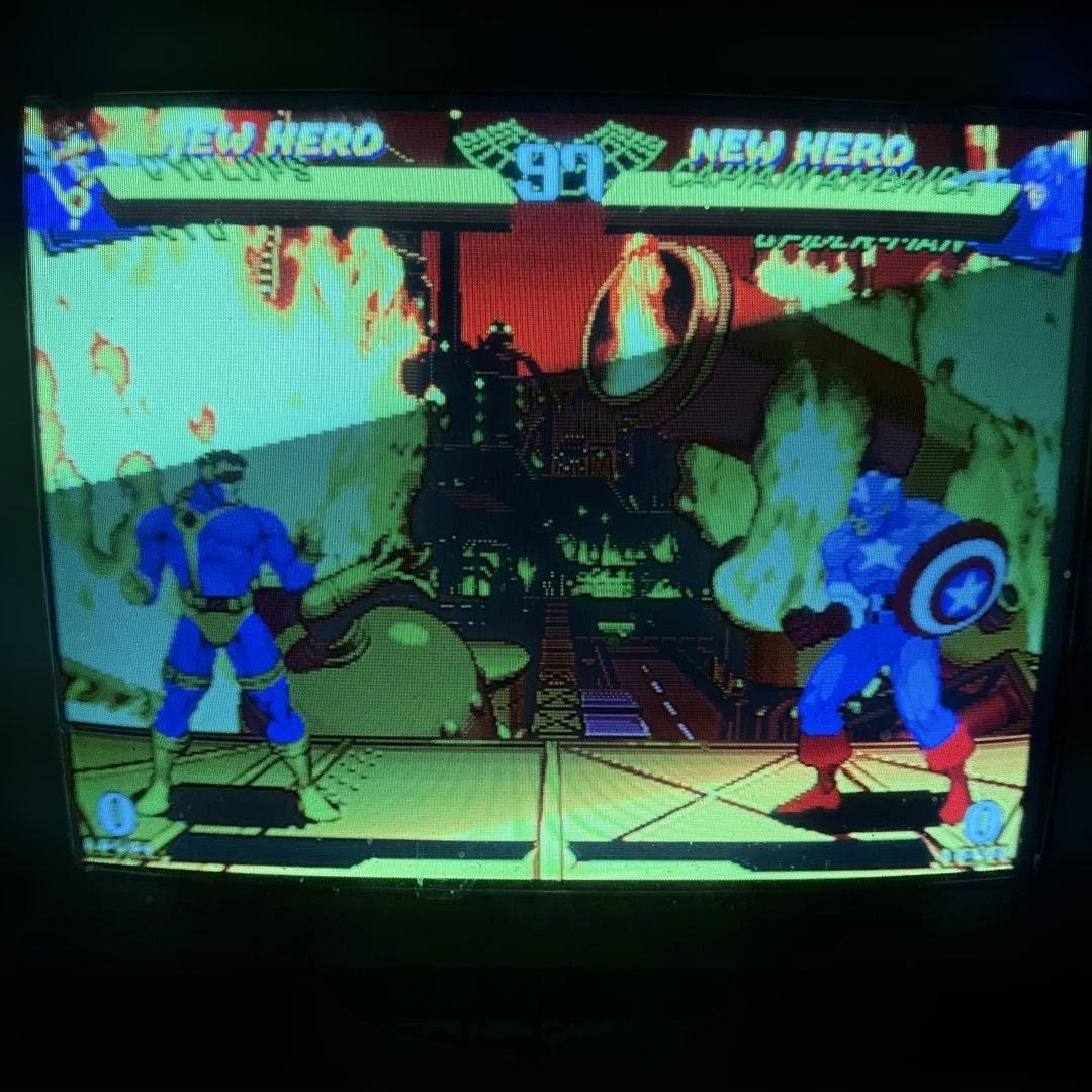 アーケード基板　cps2 マーヴルvsストリートファイター