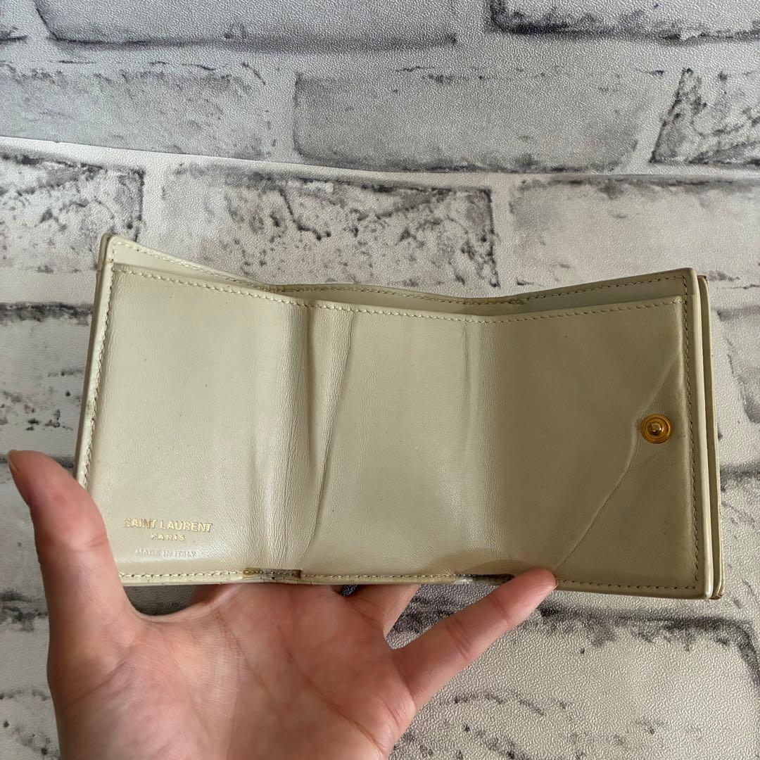 SAINT LAURENT ホワイト　三つ折り財布
