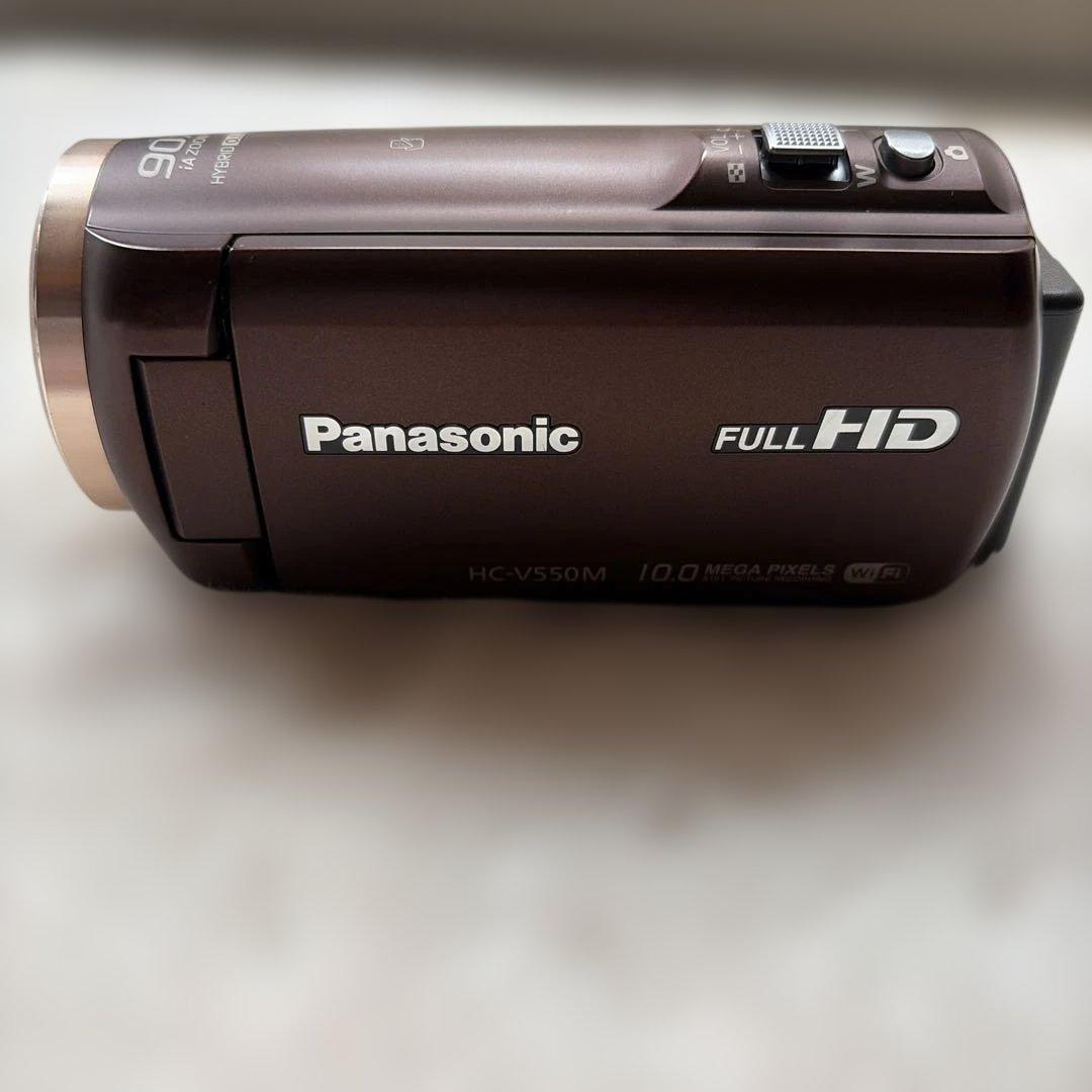 N*a様 Panasonic HC-V550M ビデオカメラ 本体　フルHD