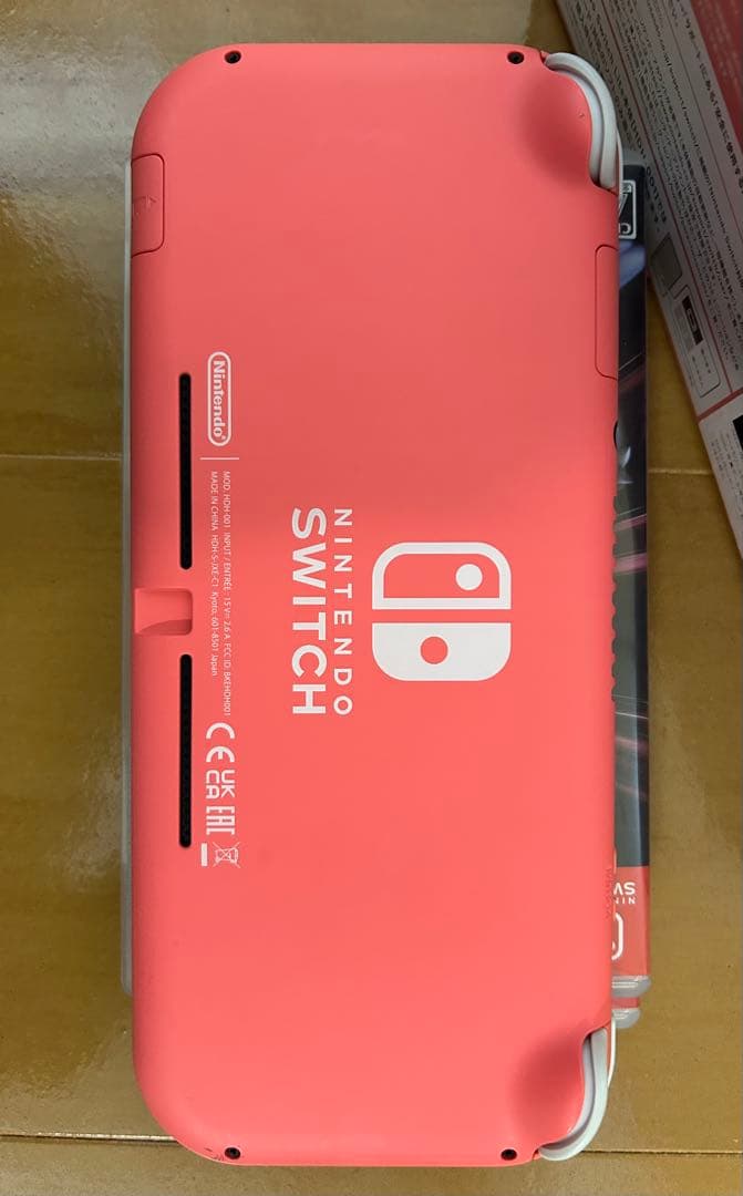 Nintendo Switch Lite ピンク 本体 + ゲームソフト2本