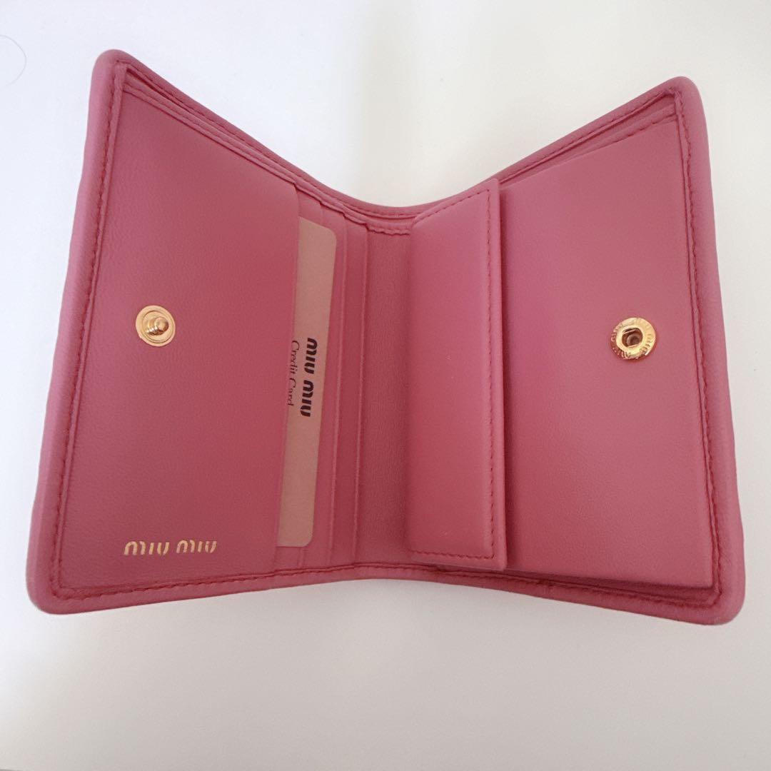 【ほぼ新品・箱付】MIU MIU マテラッセ 財布 ピンク 正規品 ミュウミュウ