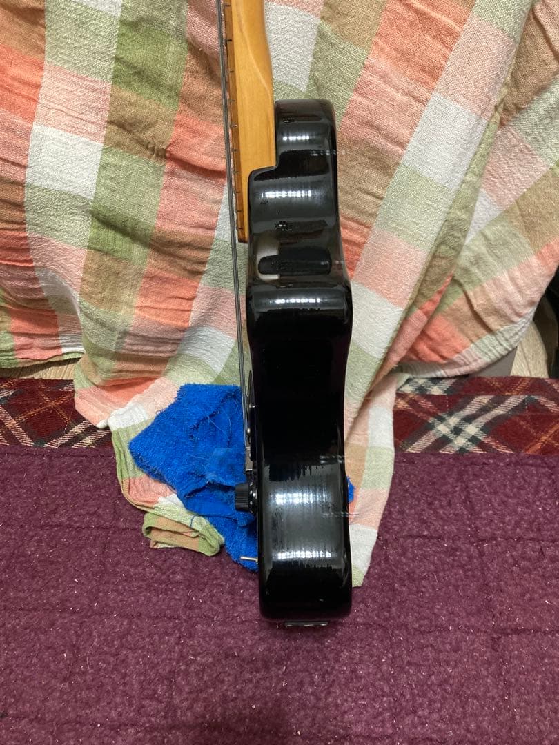 FERNANDES ブラック エレキギター スピーカー内蔵 ZO-3