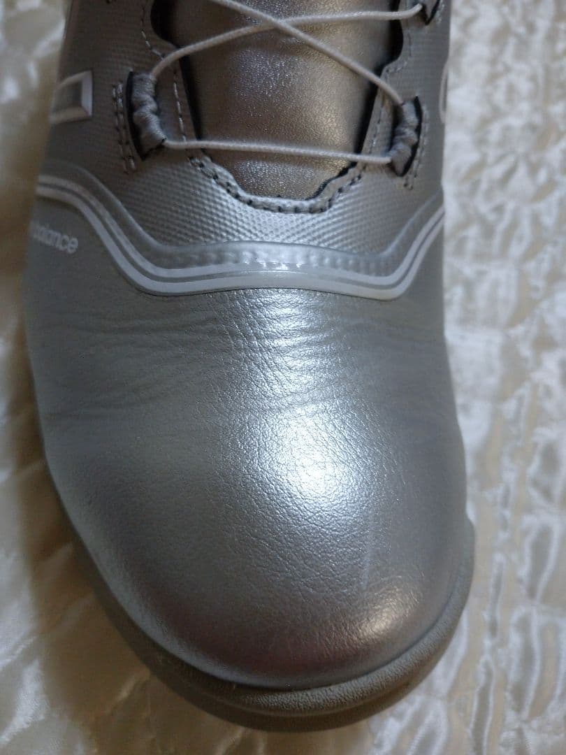 ママちゃん　New Balance GOLF 574 シルバー