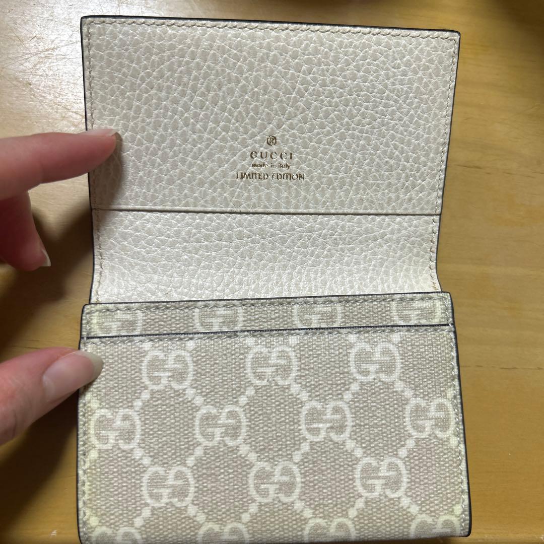 GUCCI GGパターン 名刺入れ ホワイト