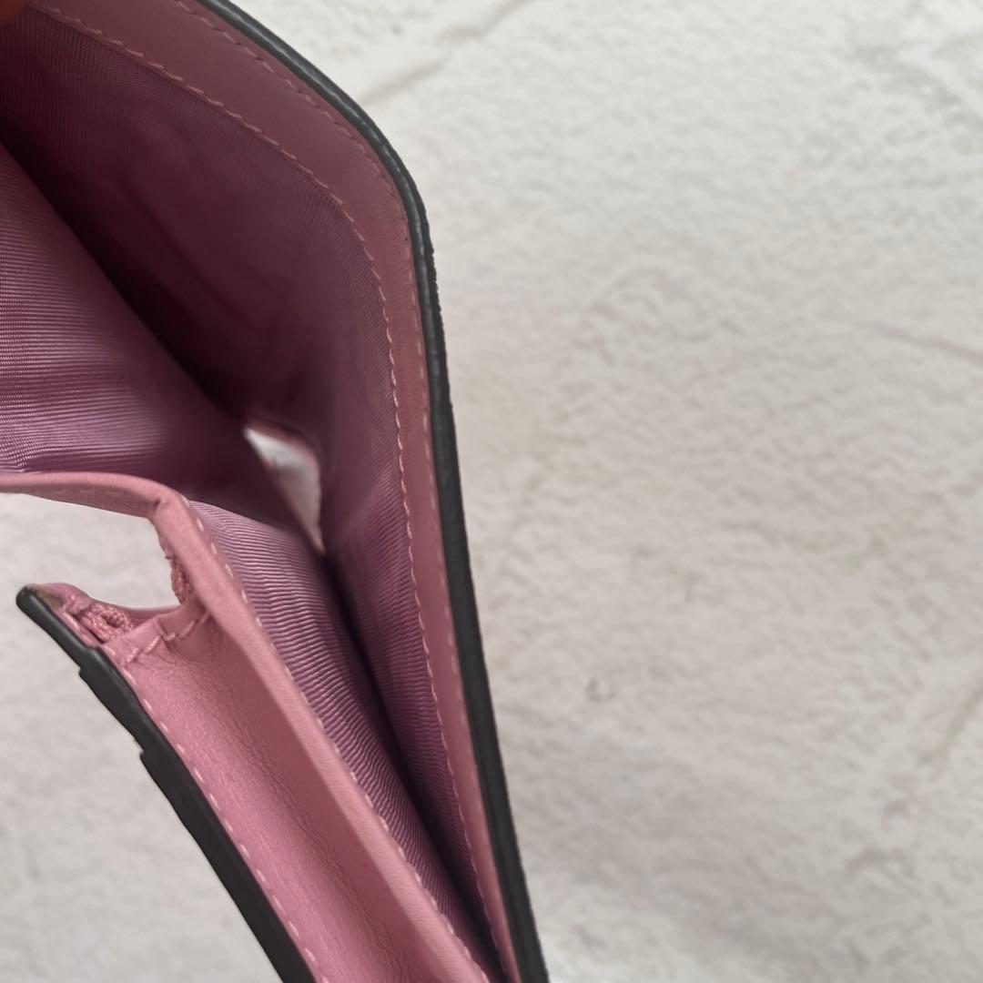 GUCCI イチゴ柄 ストロベリー 二つ折り財布 箱 袋 付き