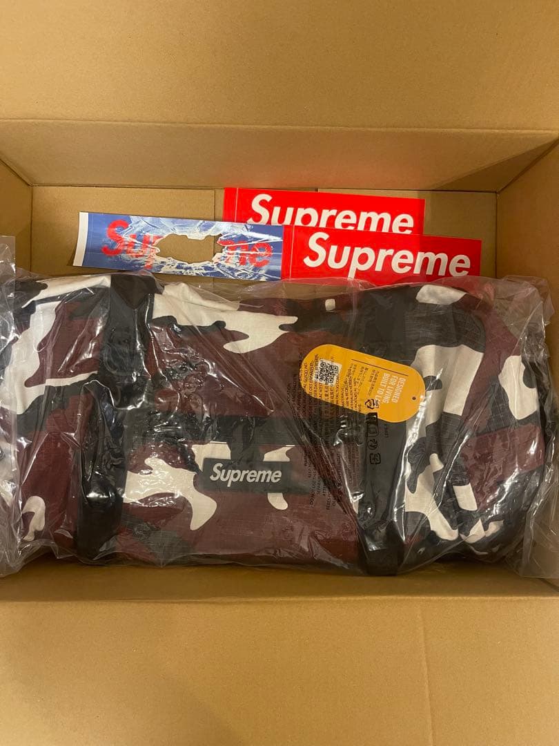 バッグ Supreme Duffle Bag black Red Camo 26ss