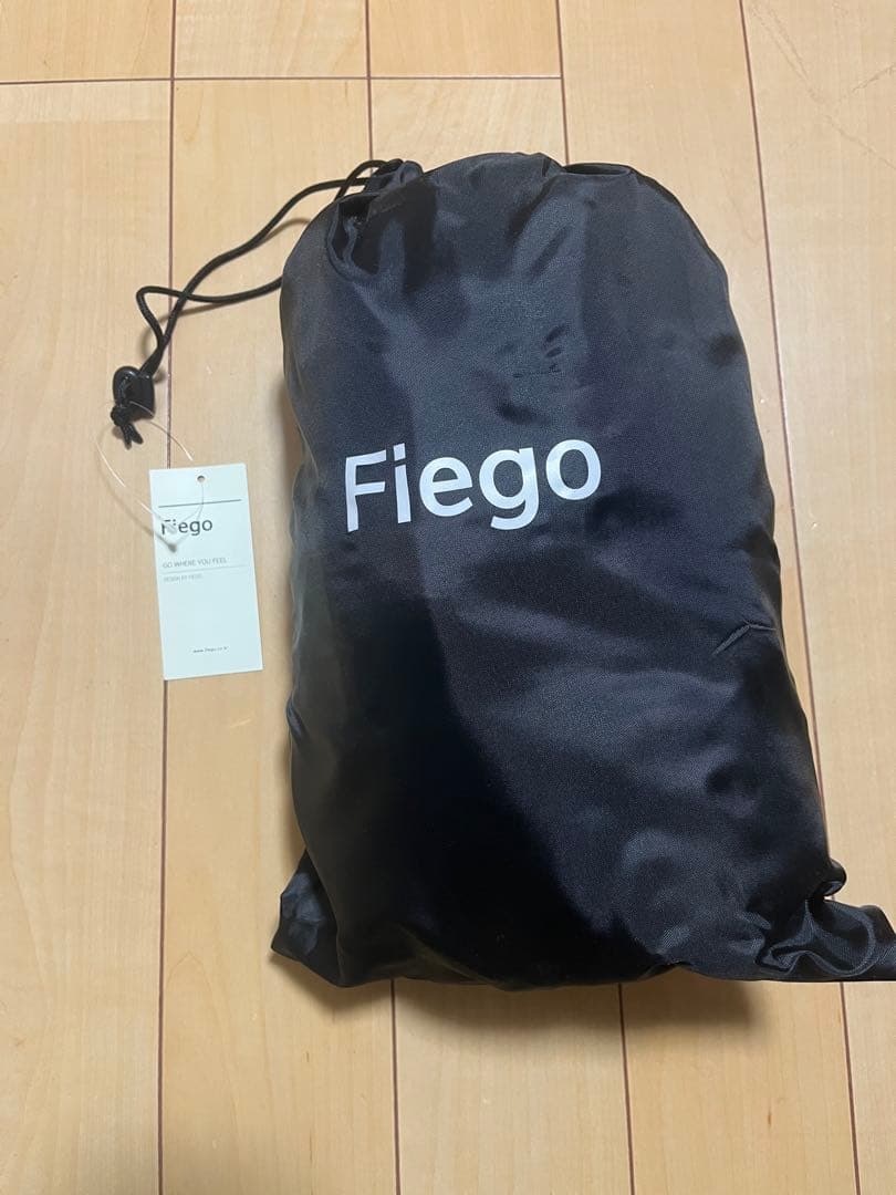 フィーゴ　Fiegoメッシュ素材 抱っこ紐 ベージュ