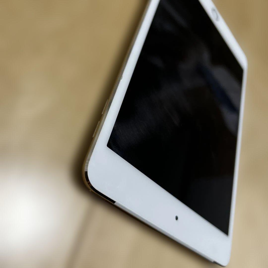 iPad本体 iPad mini 4 Apple