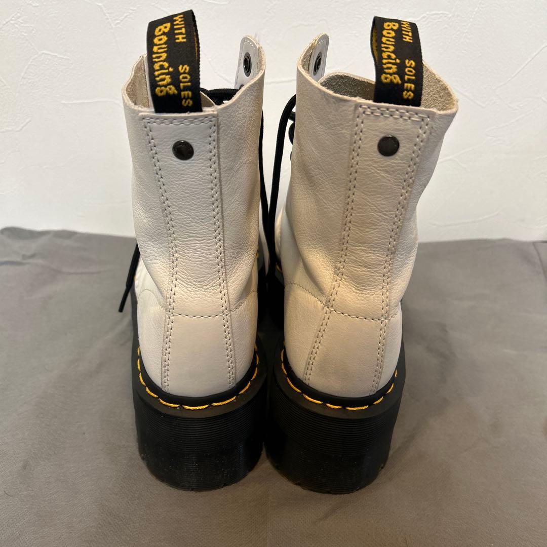 Dr.Martens ブーツ　レディース　ホワイト　ブラック　8ホール　厚底