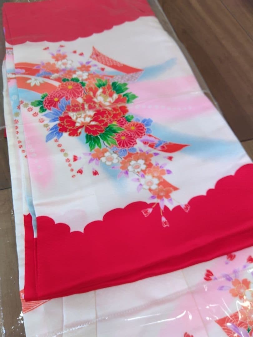 新品未使用　女の子用お宮参り着物 掛け着 産着 正絹