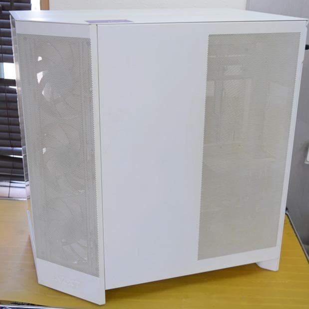 ♪ NZXT ゲーミングPCケース CA-2403/CM-H92FW-R1 ♪