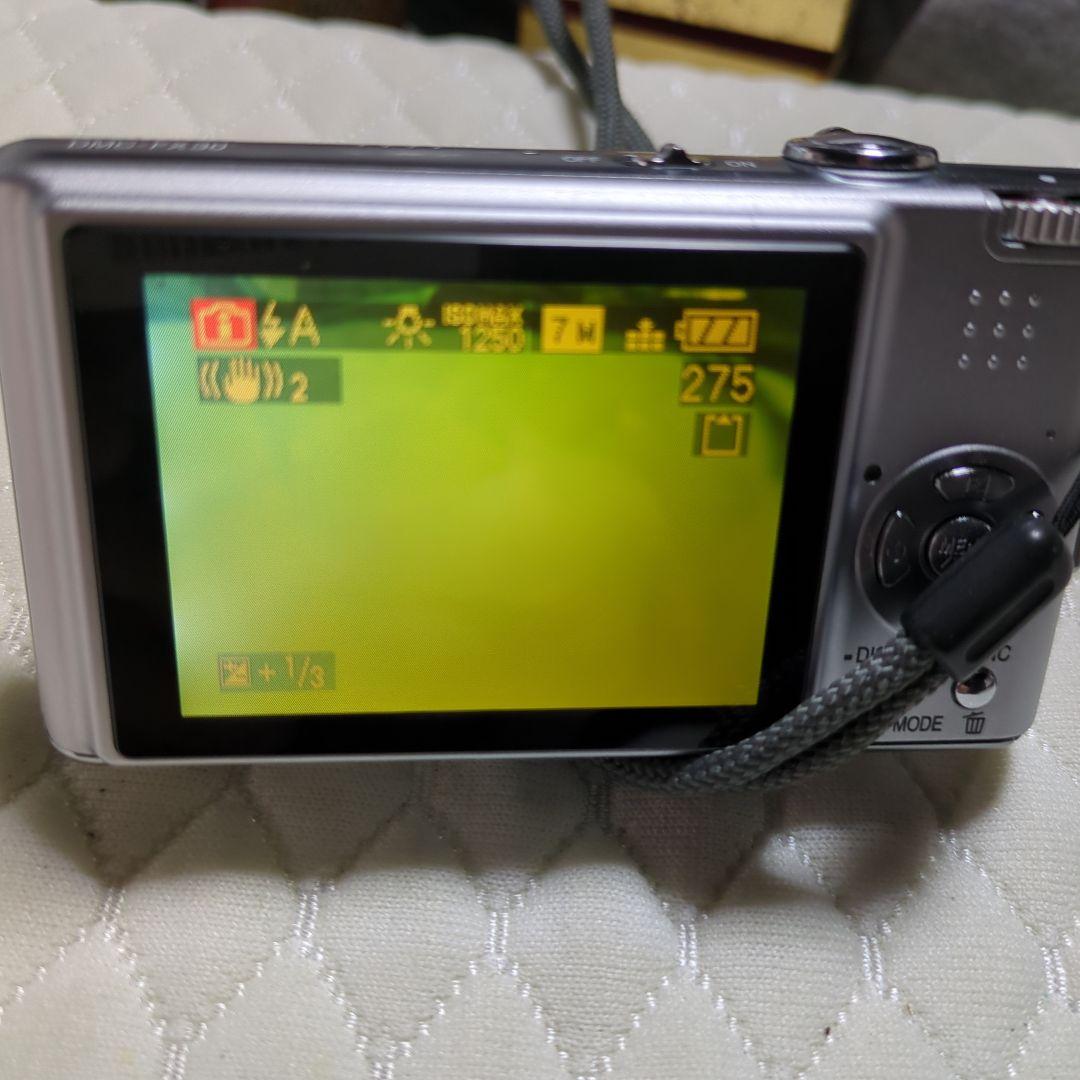 Panasonic Lumix デジタルカメラ DMC-FX30