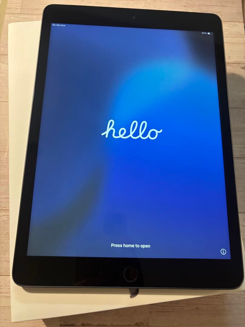 【美品】iPad 第9世代 64GB 本体 スペースグレー　箱・付属品付き
