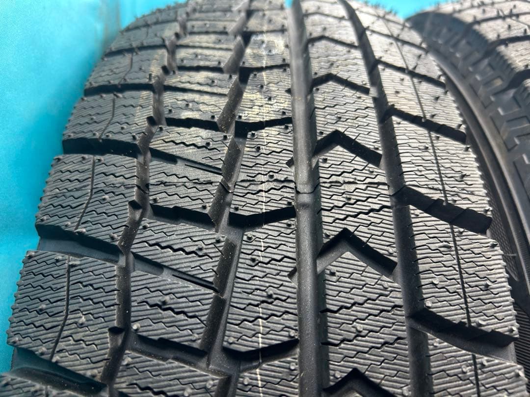 2019年製185/70R14バリ山！ツブ有り！中古スタッドレスタイヤ4本セット