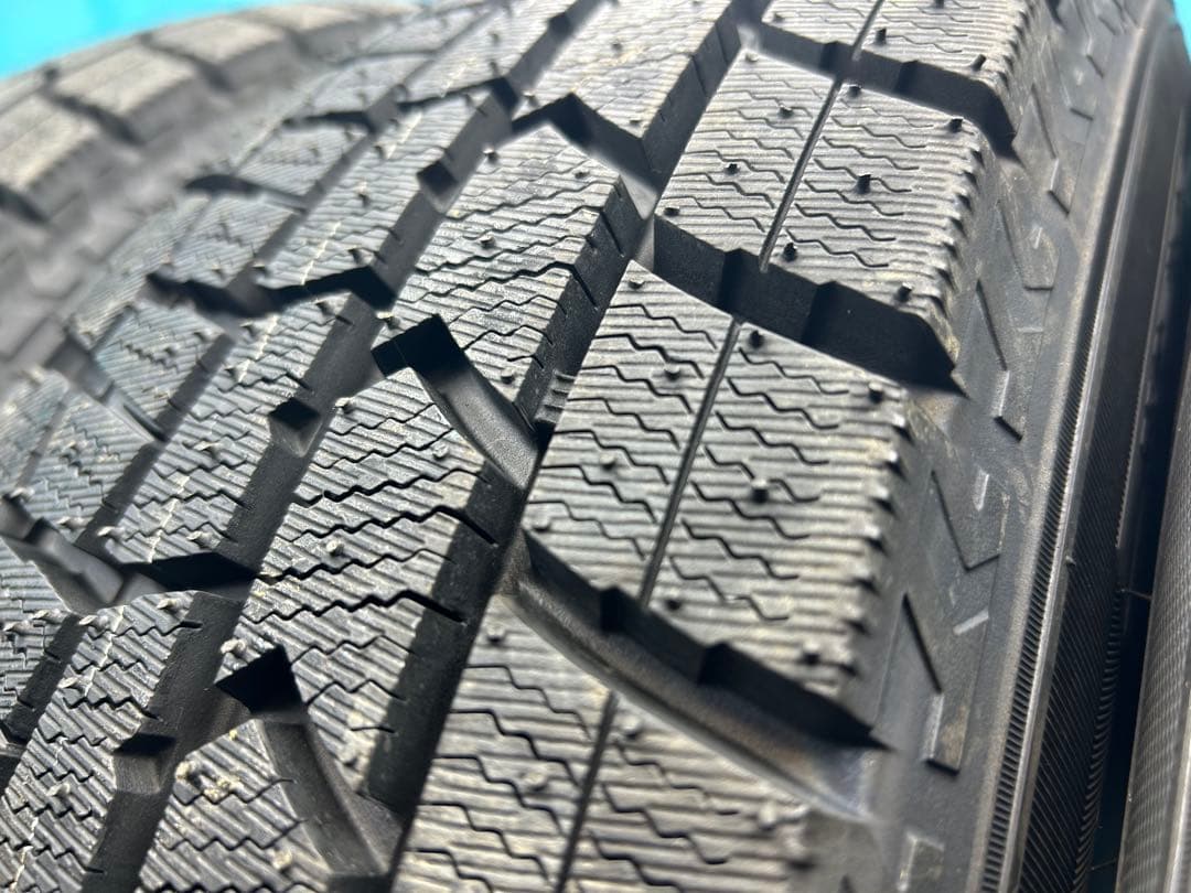 2019年製185/70R14バリ山！ツブ有り！中古スタッドレスタイヤ4本セット