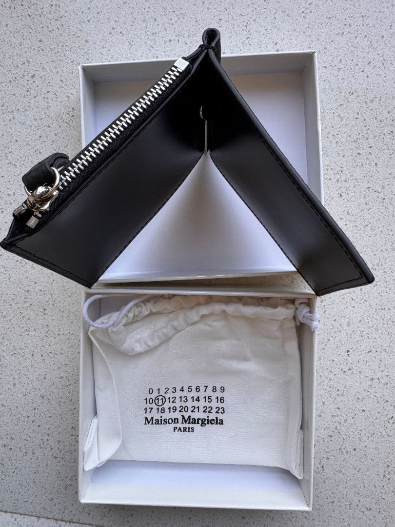 Maison Margiela ブラック二つ折り財布