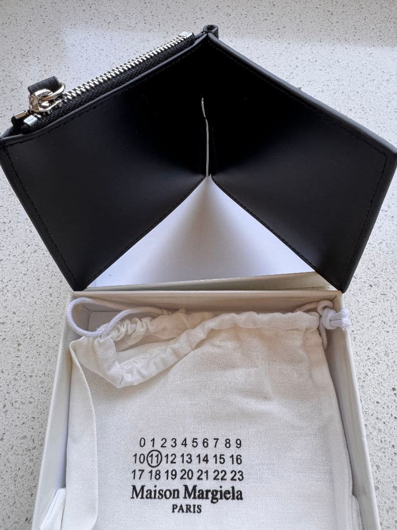 Maison Margiela ブラック二つ折り財布