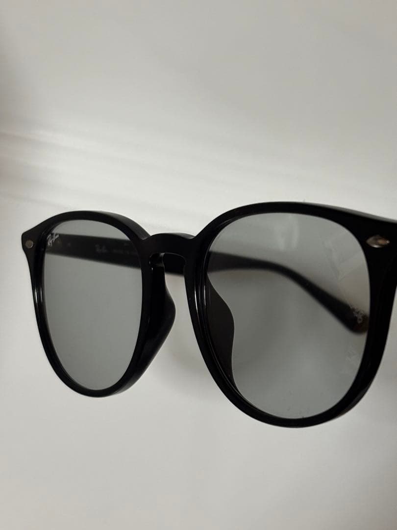 ★大人気モデル★RB4259F 601/87★RayBan★ ライトグレー★