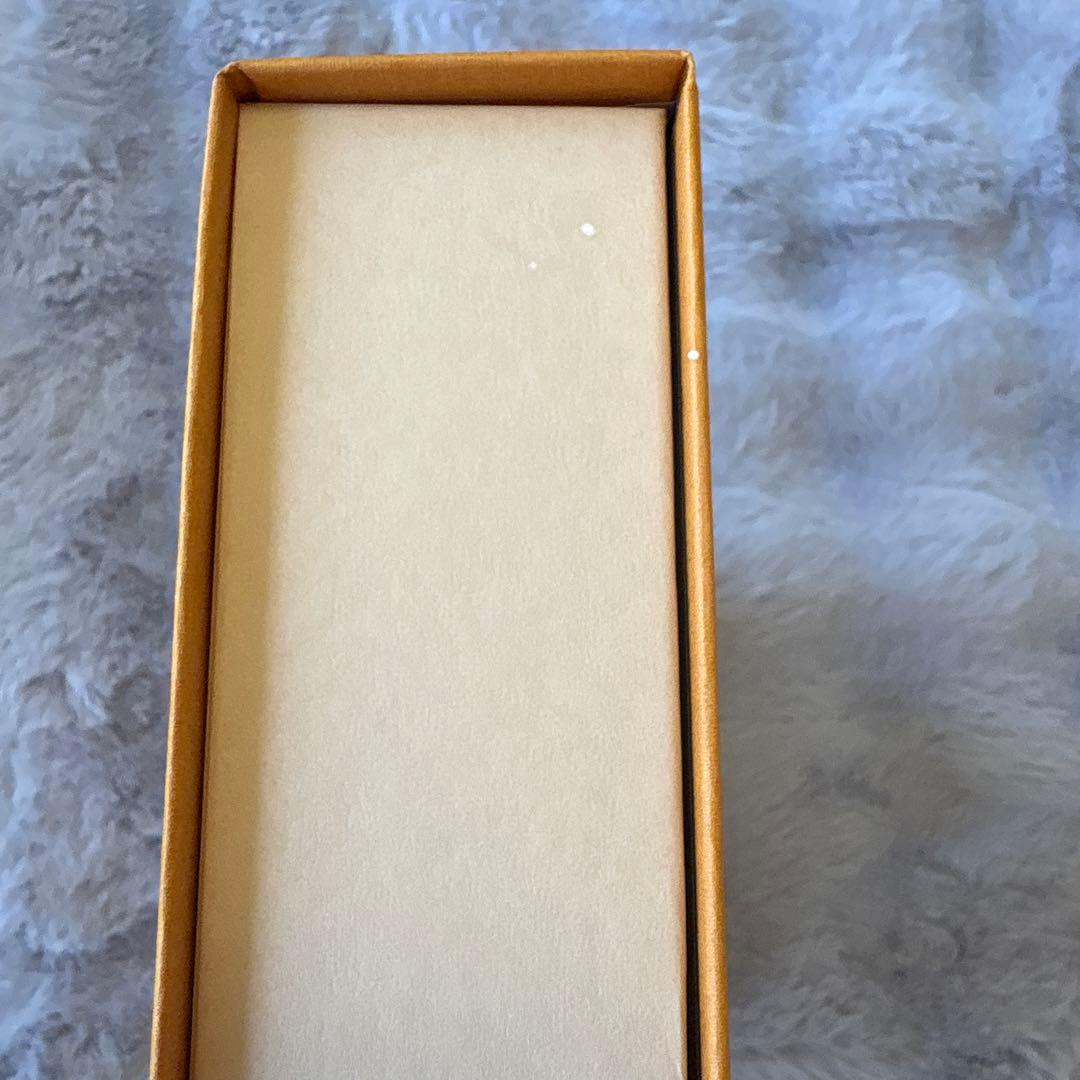 Louis Vuitton マフラー・LV エセンシャル　ベージュ