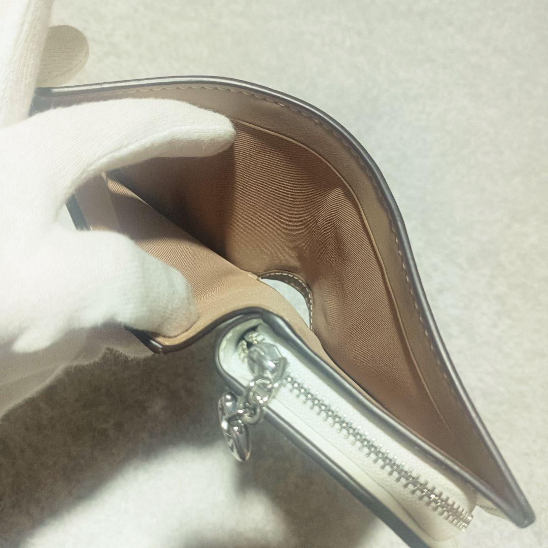 大人気 COACH コーチ 二つ折り財布 コンパクトウォレット パスケース付き☘