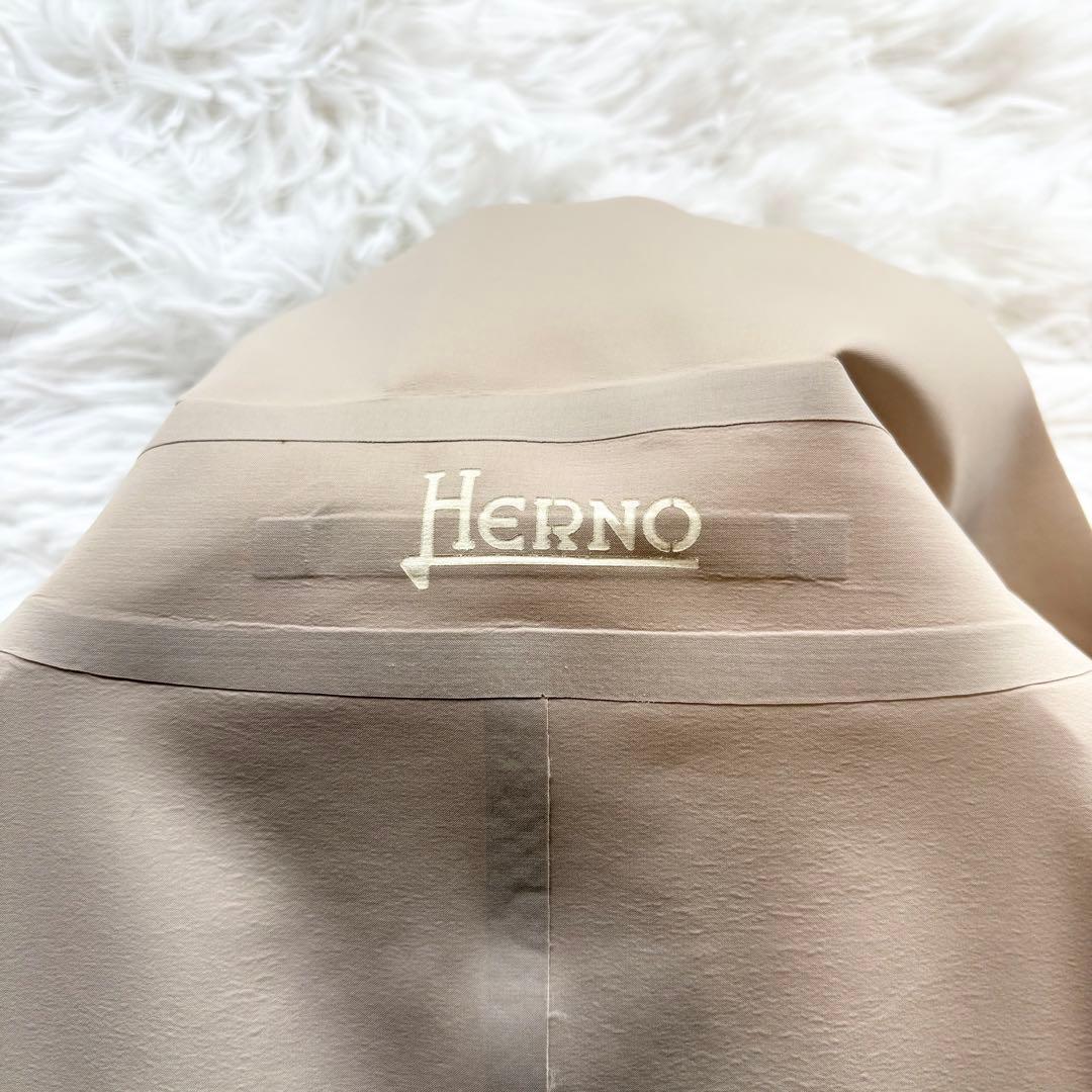 はな⭐︎HERNO ボンディングスーパーライトコート 42 23区マフラー