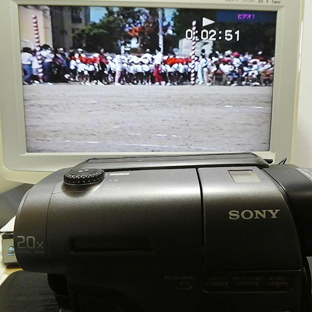ソニーCCD-TR11　動作良好VideoHi8ビデオカメラ　ダビングに最適‼