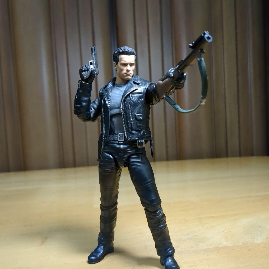 MAFEX No.199 T-800(ターミネーター2)