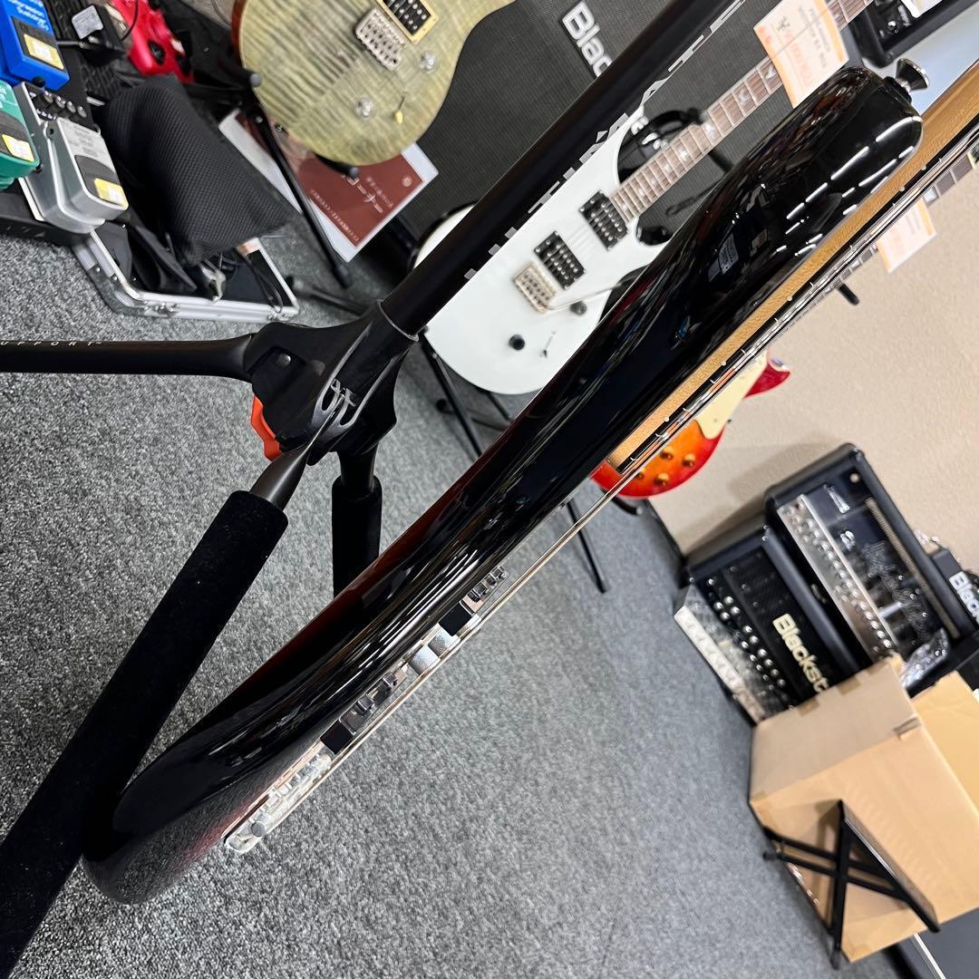 【10439】 Squier Fretless Jazz Bass